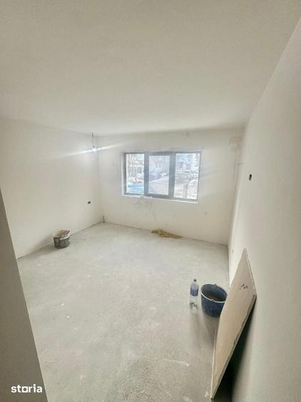 Apartament cu 4 camere în Central