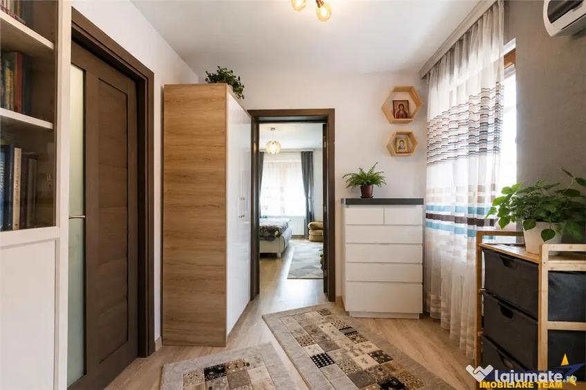 Casă cu 4 camere cu Teren 919 Mp în Sânpetru