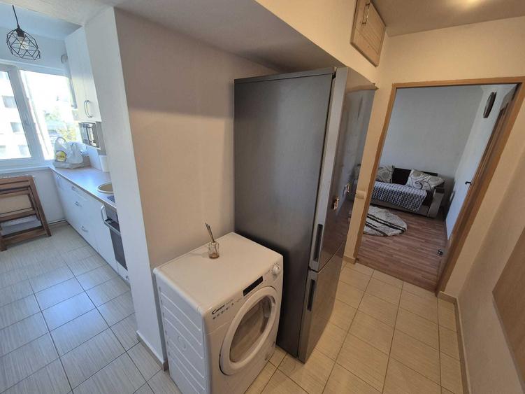 Apartament cu 2 camere semidecomandat în Central