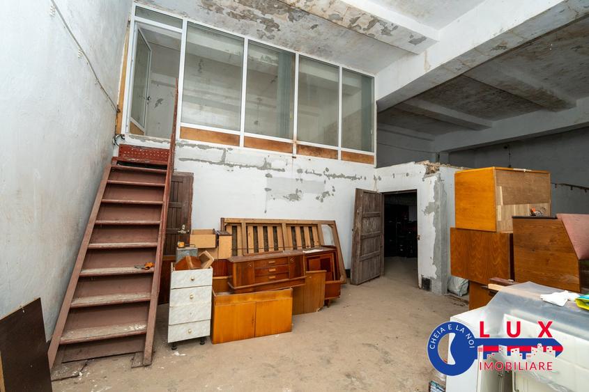 Spațiu industrial, de 170.30000305176 mp, în Vest