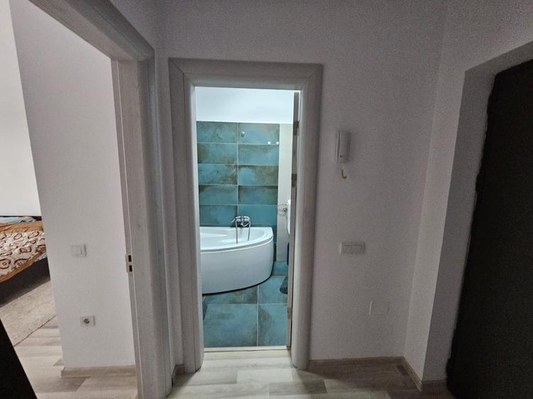 Apartament cu 2 camere decomandat în Nord-Est