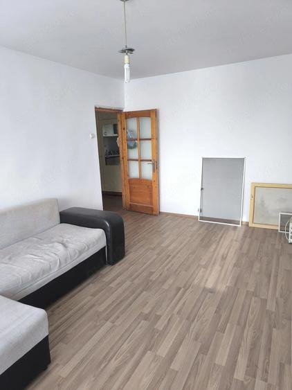 Apartament cu 2 camere decomandat în Sud