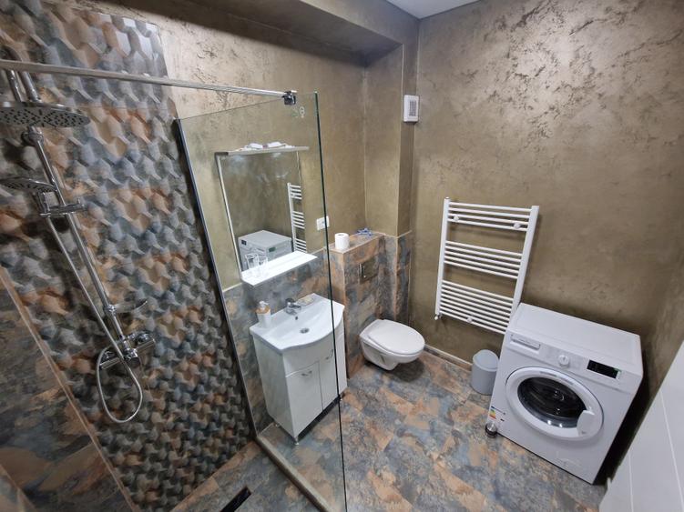 Garsonieră decomandată în Nord
