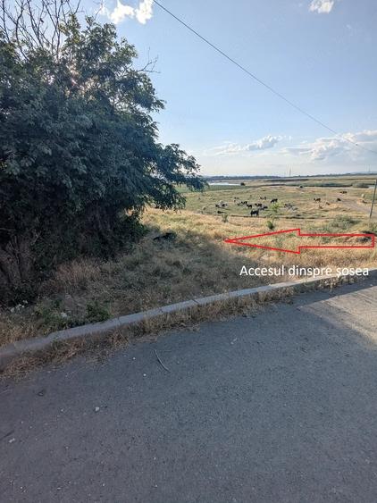 Teren de 415 mp, în Adjudu Vechi