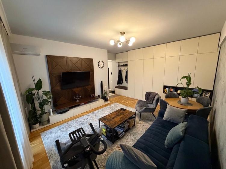 Apartament cu 2 camere decomandat în Șcheia