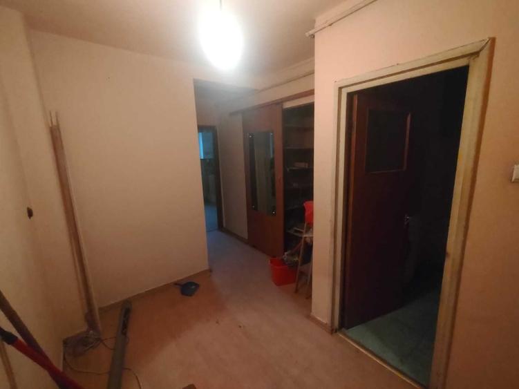 Apartament cu 2 camere decomandat în Griviței