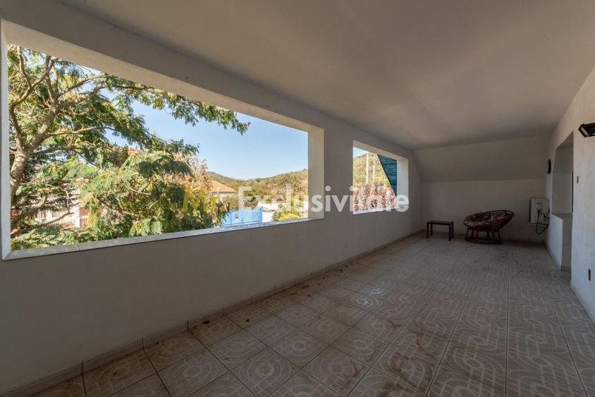 Casa visurilor cu livada roditoare si gradina amenajata - 5