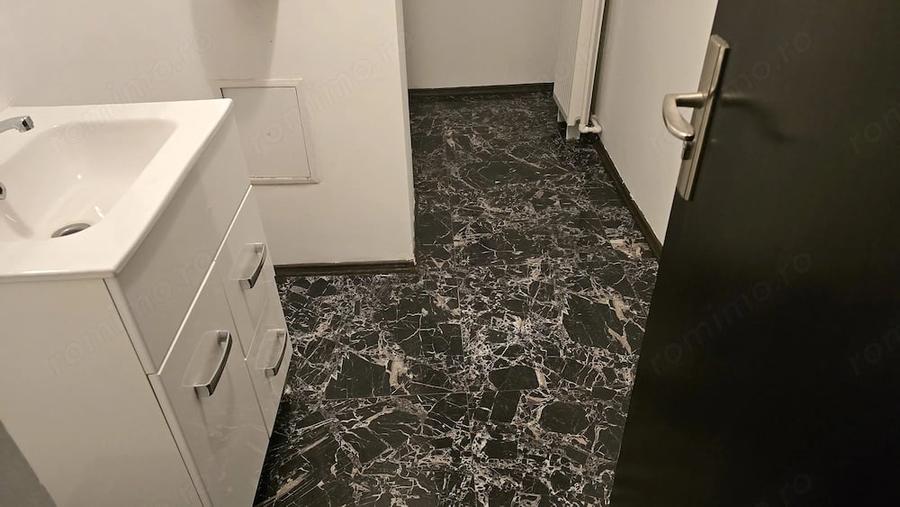 Inchiriez spatiu comercial in Deva, zona Decebal (Casa de Pensii, Lido), suprafata utila 108 mp, - 6