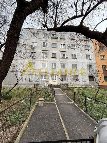 Apartament cu 2 camere decomandat în Brâncoveanu