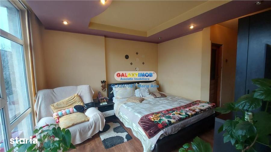Apartament cu 4 camere decomandat în Central