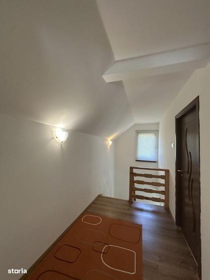 Casă cu 3 camere în Șoimari