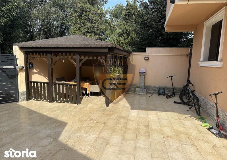 Casă cu 6 camere cu Teren 188 Mp în Central