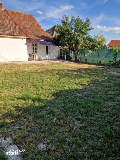 Casă cu 4 camere cu Teren 850 Mp în Central