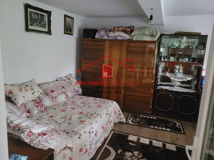 Casă individuală cu 3 camere cu Teren 2663 Mp în Telița