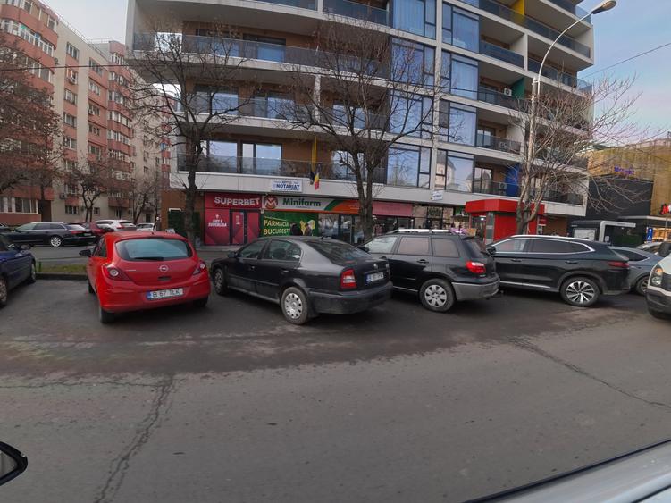 Spațiu comercial, de 600 mp, în Rahova