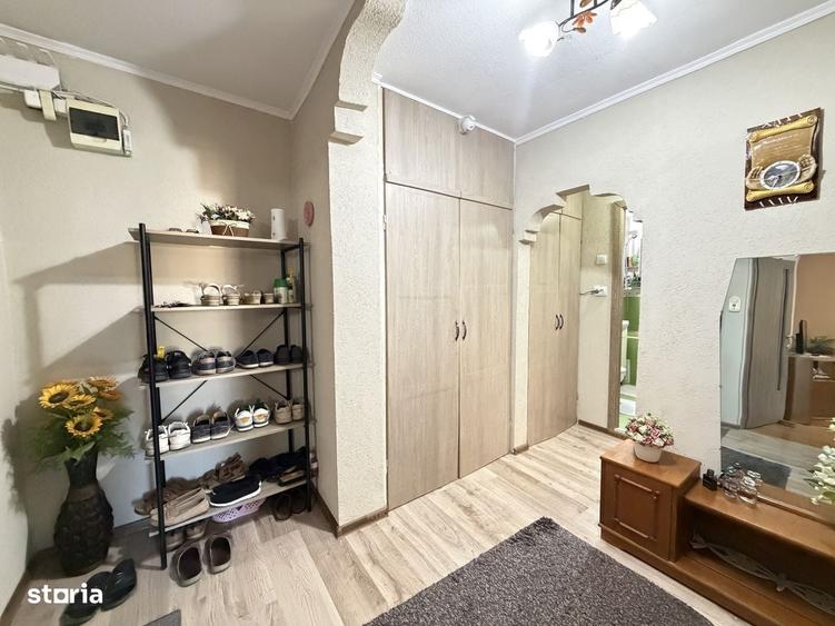 Apartament cu 2 camere decomandat în Central