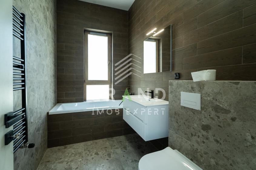 Penthouse cu 3 camere semidecomandat, mobilat în Grigorescu