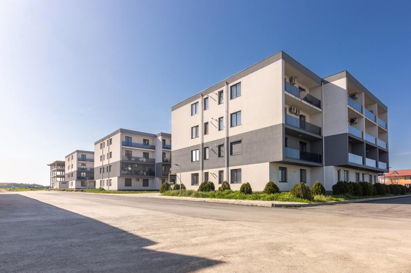 Apartament cu 2 camere decomandat în Lumina