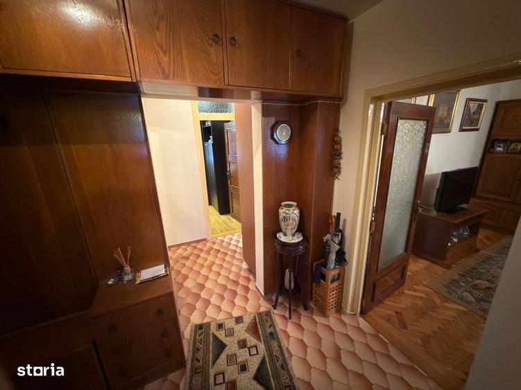 Apartament cu 3 camere în Militari
