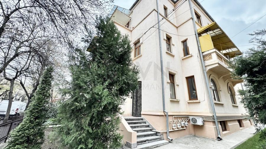 REA0123759 Capitale de vanzare 2 Apartamente plus Pod - 1