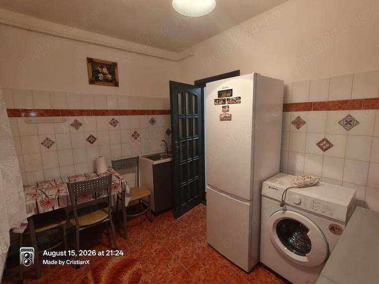 Garsonieră decomandată în Școlilor