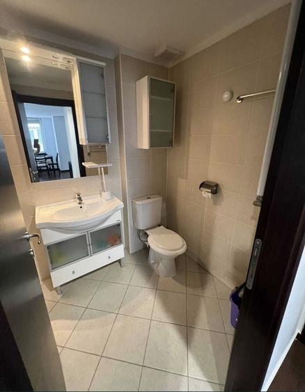 Apartament cu 2 camere semidecomandat, mobilat în Colentina