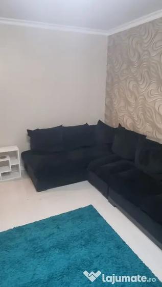 Apartament cu 3 camere decomandat în Vest