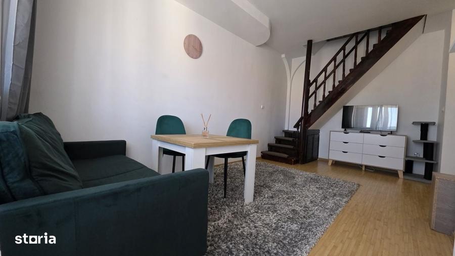 Apartament cu 3 camere în Vasile Aaron