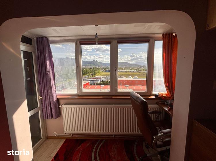 Apartament cu 4 camere, mobilat în Triaj
