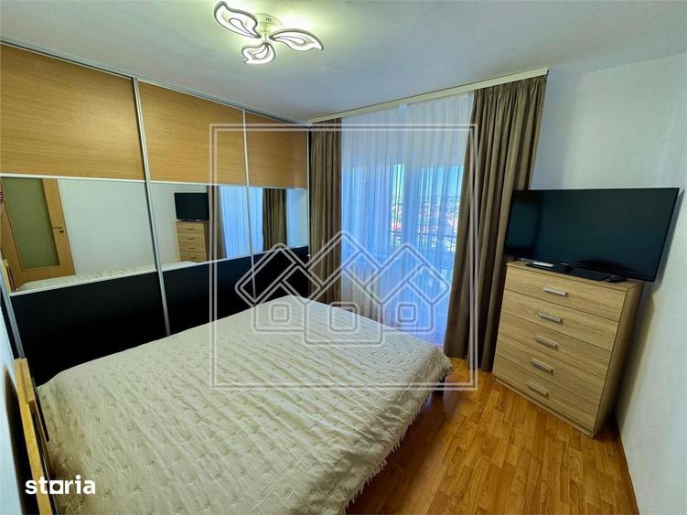 De inchiriat apartament 3 camere, 2 bai, 72 mp utili, etaj intermediar - 11