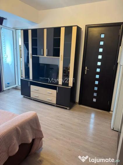 Apartament de inchiriat