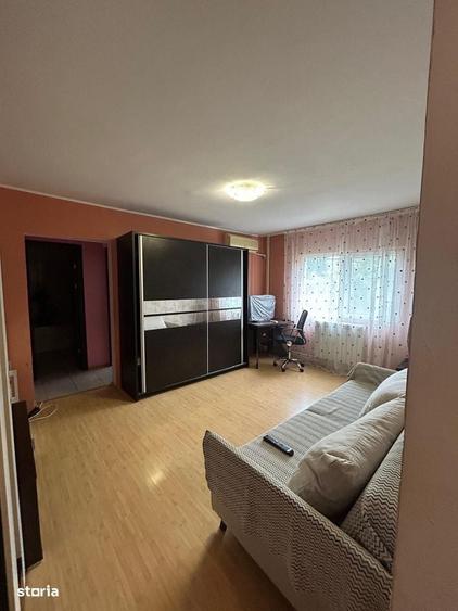 Apartament cu 2 camere semidecomandat în Inel II