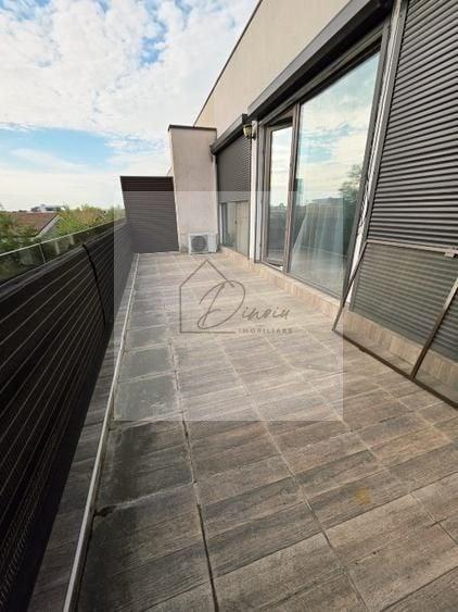 Apartament cu 4 camere nedecomandat, mobilat în Central
