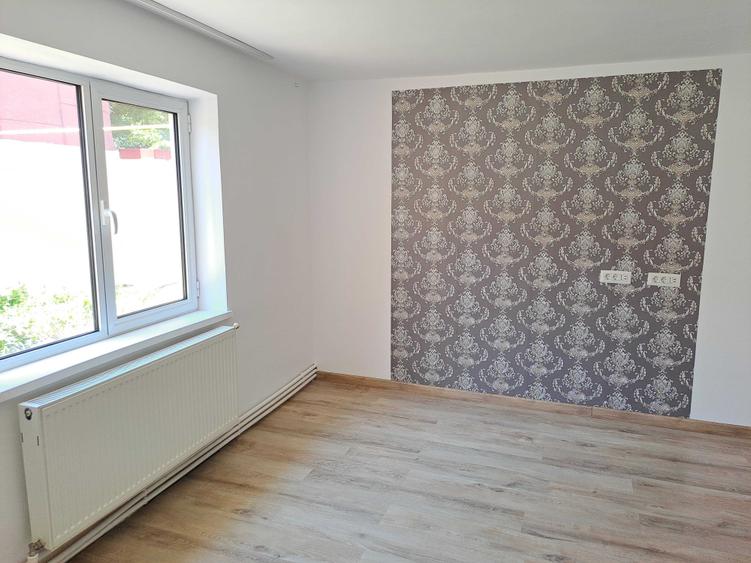 Spațiu comercial, de 120 mp, în Central