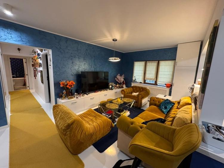 Apartament cu 4 camere semidecomandat, mobilat în Siderurgiștilor