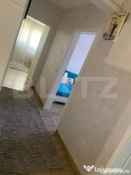 Apartament cu 3 camere decomandat în Valea Adâncă