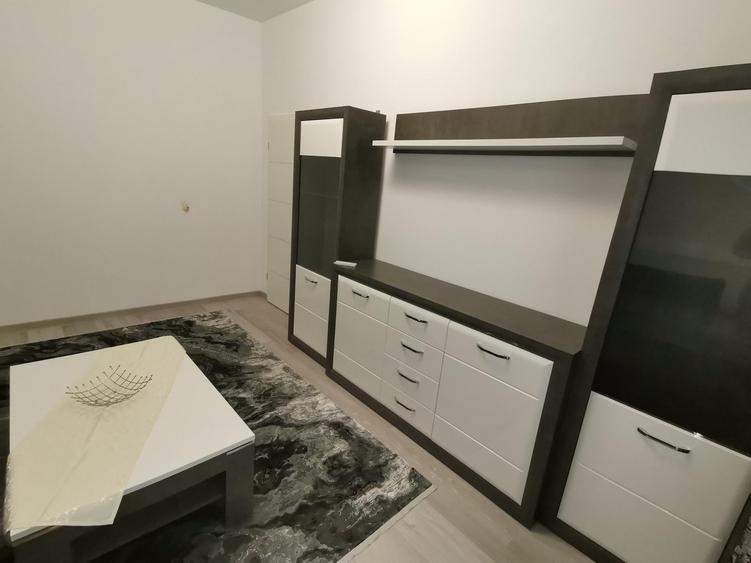 Apartament cu 2 camere în Mihai Viteazul