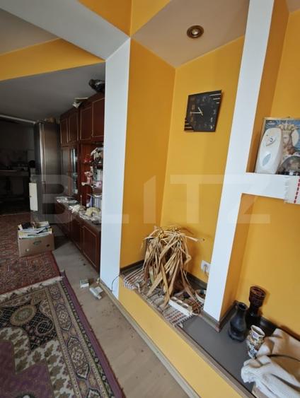 Casă individuală cu 5 camere cu Garaj în Dumbrăvița