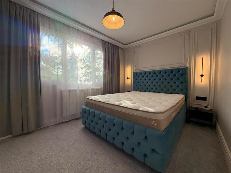 Apartament cu 3 camere decomandat, mobilat în Podu Roș