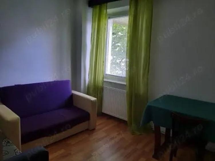Apartament cu 2 camere decomandat în Centrul Civic