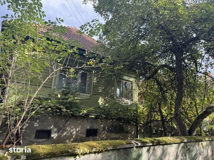 Casă cu 4 camere cu Teren 72 Mp în Central