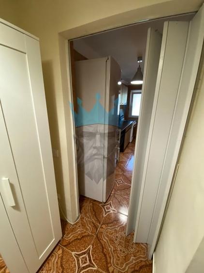 Garsonieră decomandată, mobilată în Tei