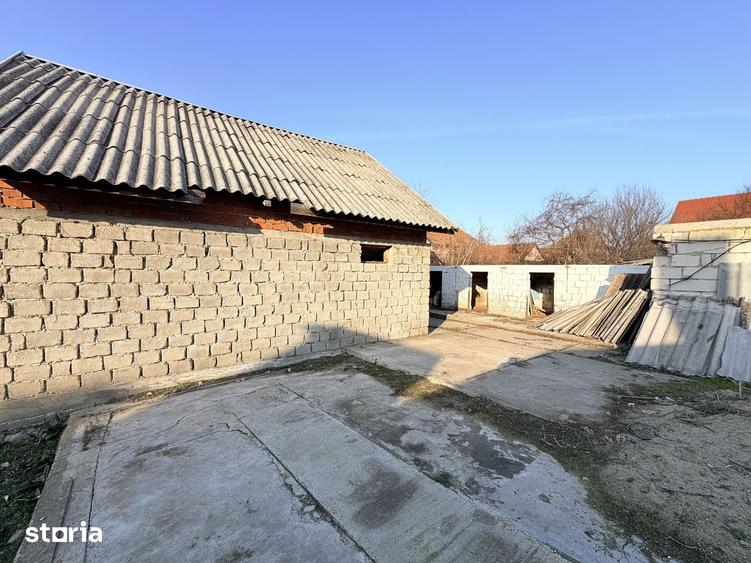 Teren de 400 mp, în Bujac