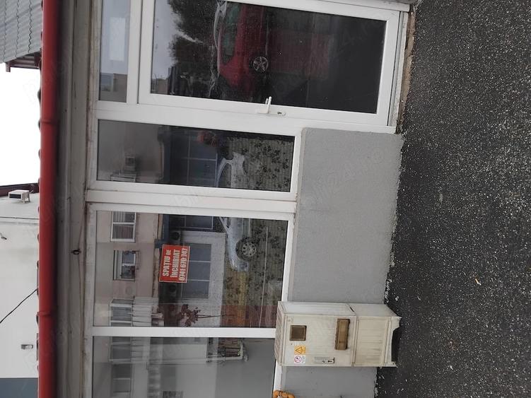 Spațiu comercial, de 50 mp, în Carpați 2