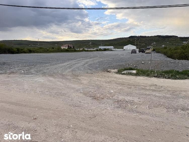 Inchiriez teren din balast in zona Emerson, Bulevardul Muncii. - 2
