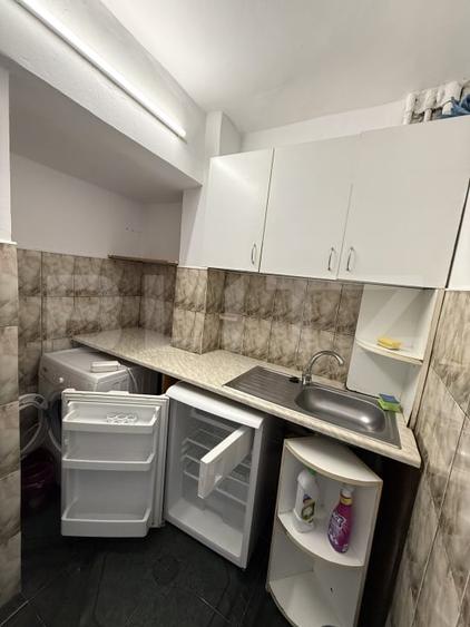 Garsonieră semidecomandată, mobilată în Mărăști
