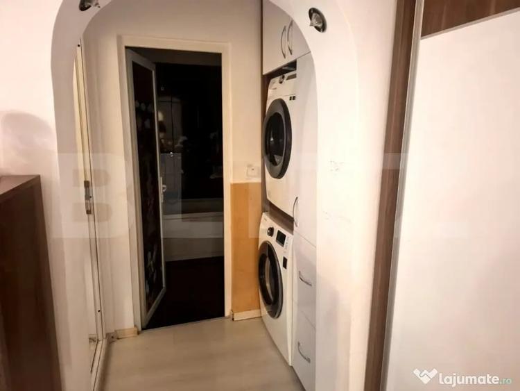 Apartament cu 2 camere decomandat în Aleea Trandafirilor