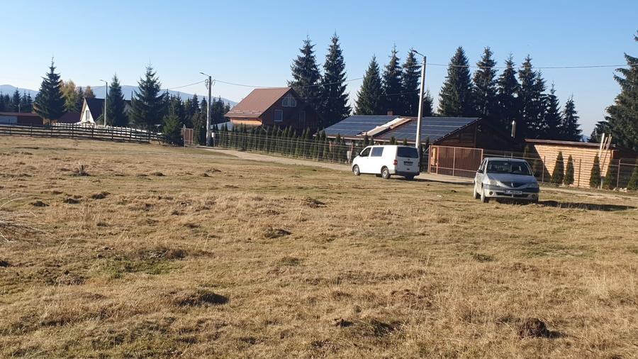 Teren Construcții extravilan de 340 mp, în Beliș