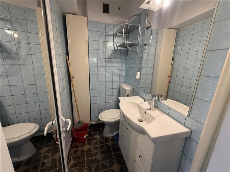 Ultracentral - 3 camere decomandate - mobilat complet - 15
