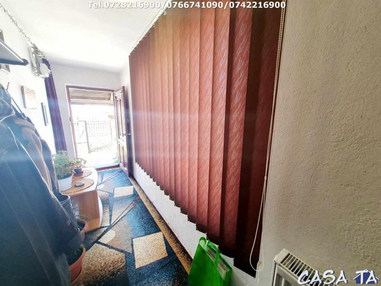 Casă cu 3 camere cu Canalizare în Primăverii